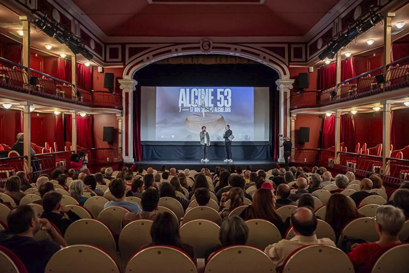 teatro salón cervantes